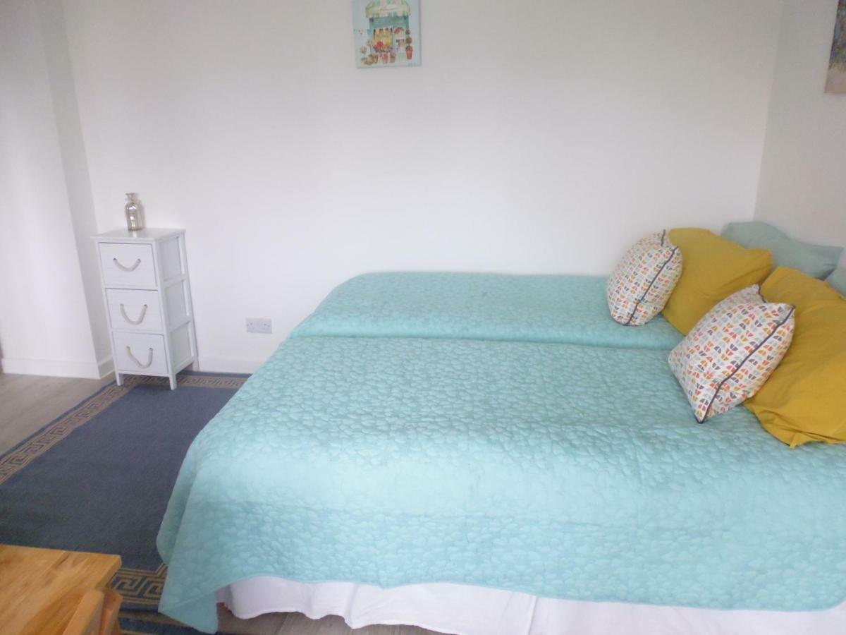 Close To Beach And Town Square Bournemouth Exteriör bild
