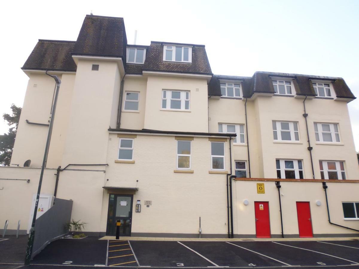 Close To Beach And Town Square Bournemouth Exteriör bild